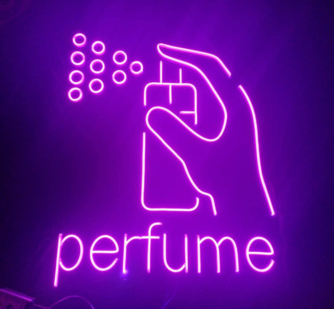 تابلو نئون عطر